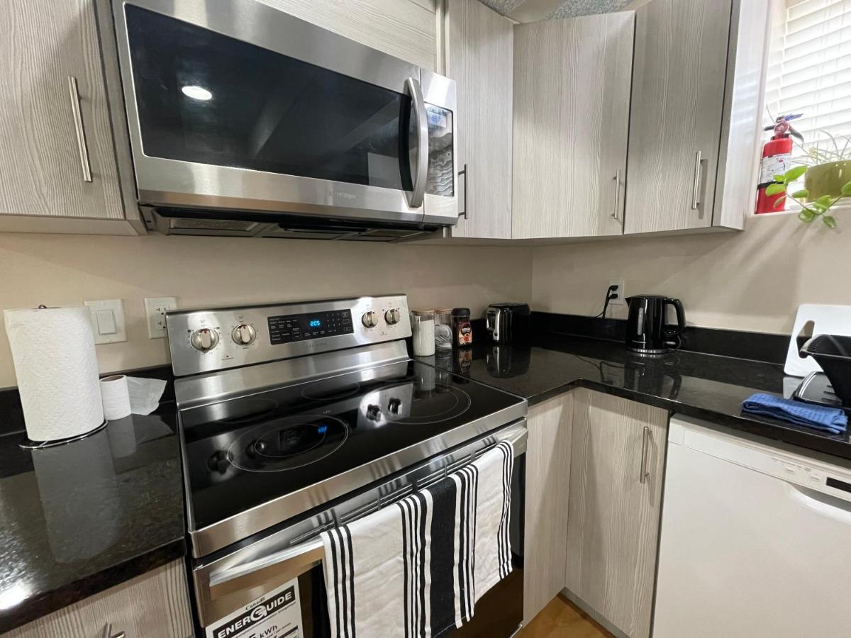 Super Luxury & Cozy Lower Level Apartment In Nw Calgary, Ab Close To Banff Exterior foto
